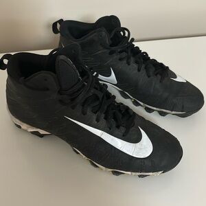 Nike Alpha Fastflex football cleats
